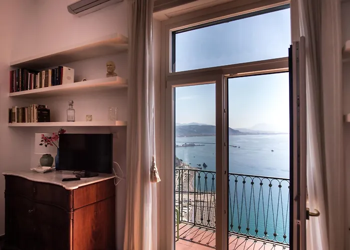 Beatrice Luxury Apartment